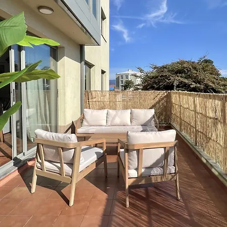 Baruhaus Piscina Terraza Y Parking Rianxo