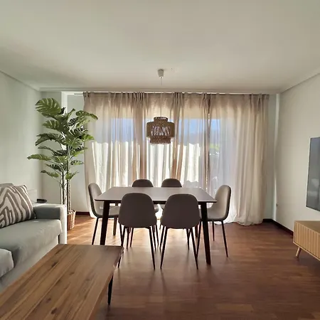 Baruhaus Piscina Terraza Y Parking Rianxo * Rianjo